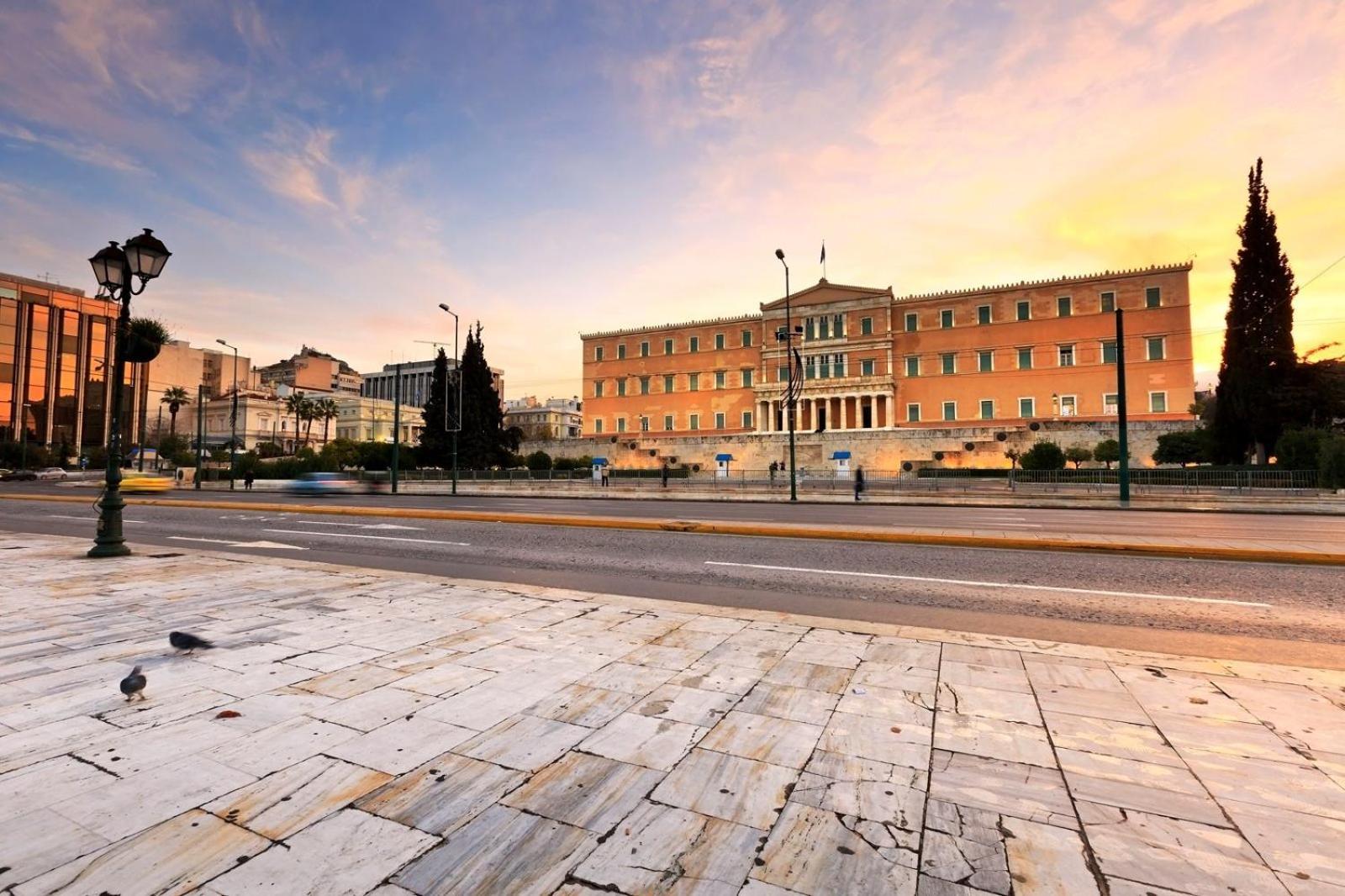 Walk To Syntagma,From A Prime-Location, Luxury Apt Athens Exterior photo